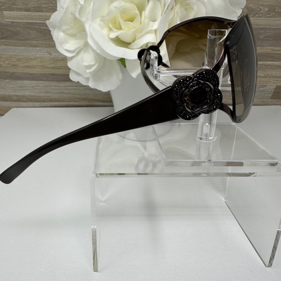 Chanel Y2K Vintage CC Logo Camellia Flower Brown Frameless Sunglasses 4164-B - Picture 3 of 14